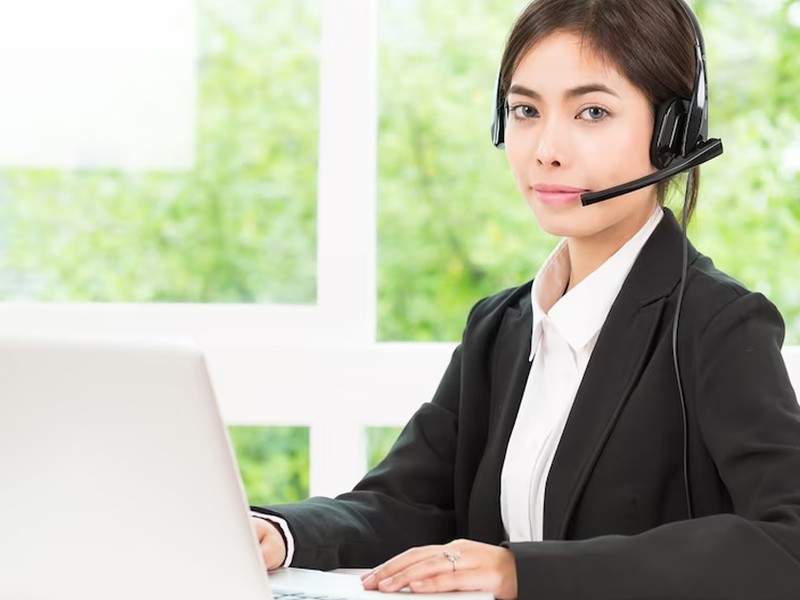 Hình ảnh đội ngũ hỗ trợ khách hàng hm88 game sẵn sàng giải đáp thắc mắc về tiền thưởng